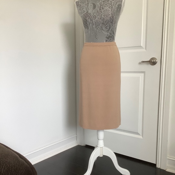 Onque Classics Women's Pull on Skirt, Size S, NWT - Picture 2 of 6